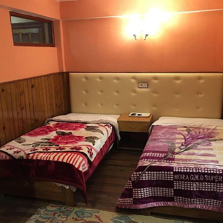 Hotel Sherpa Νταρτζίλινγκ Εξωτερικό φωτογραφία